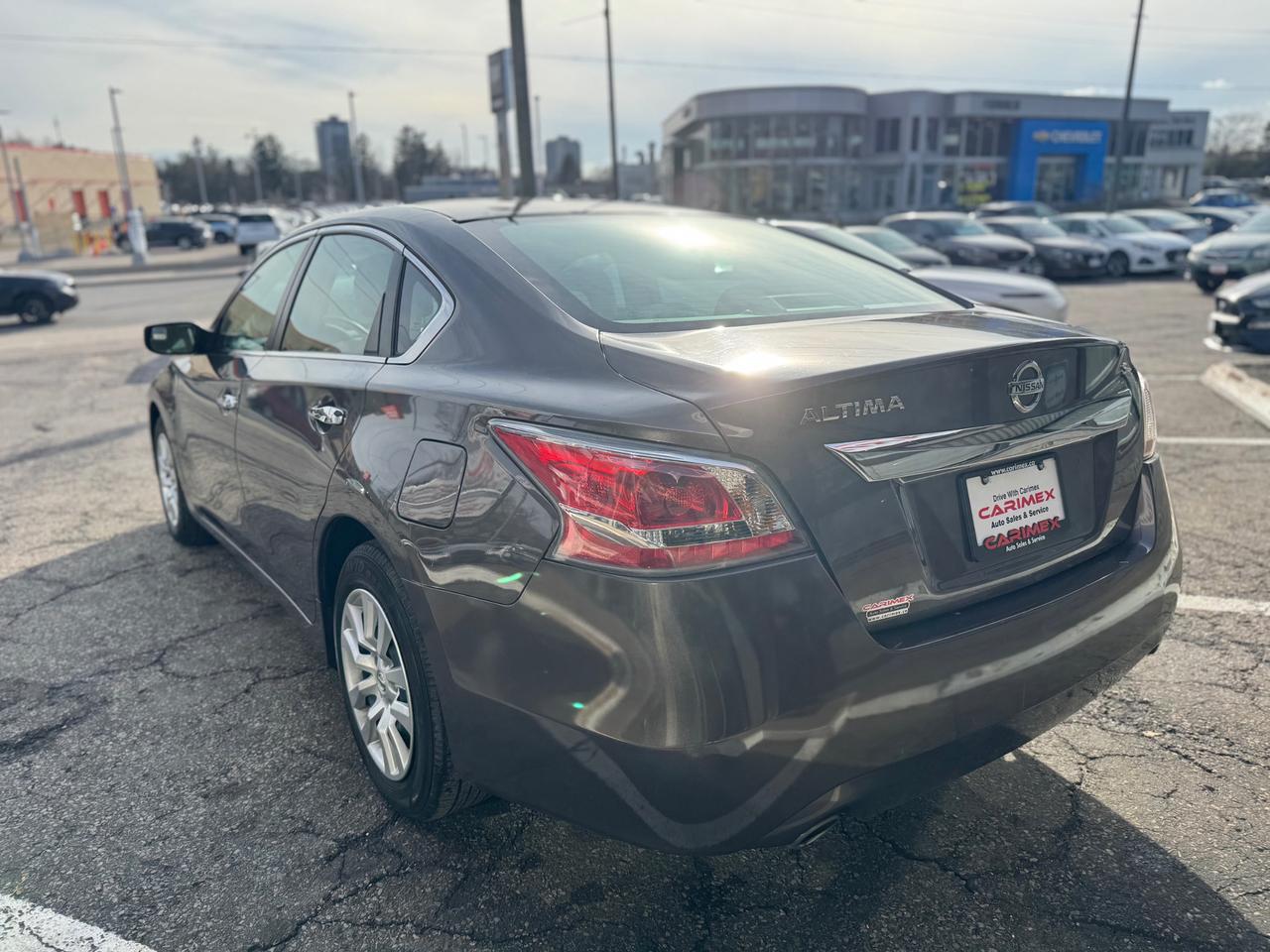 2014 Nissan Altima 2.5 LOW KM | Florida Grandma Car! | Accident Free Photo2