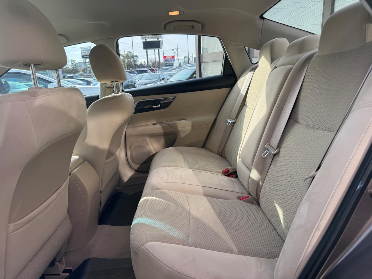 2014 Nissan Altima 2.5 LOW KM | Florida Grandma Car! | Accident Free Photo