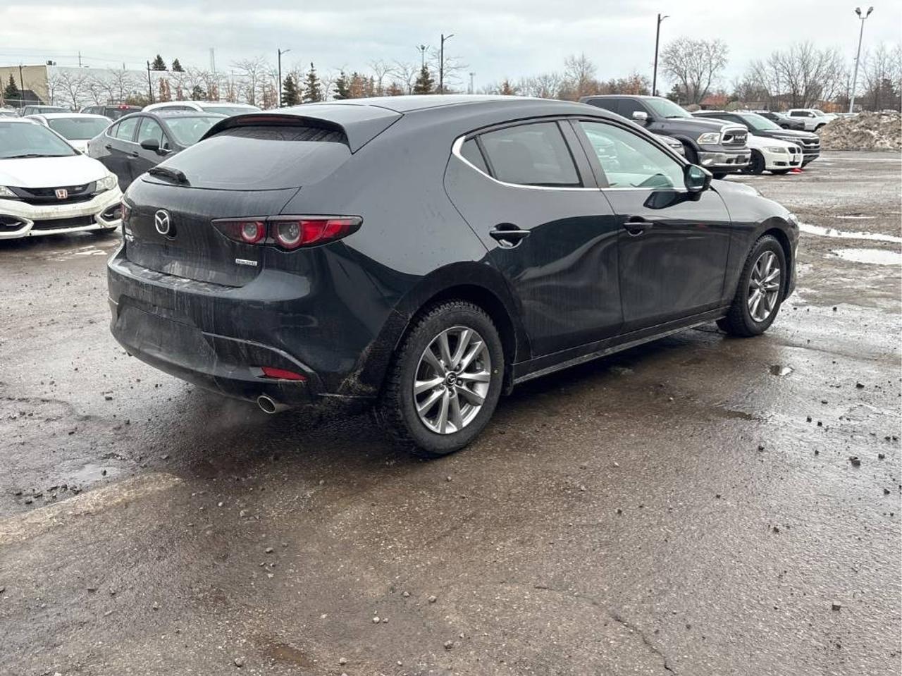 2019 Mazda MAZDA3 GS **SALE PENDING** Photo2