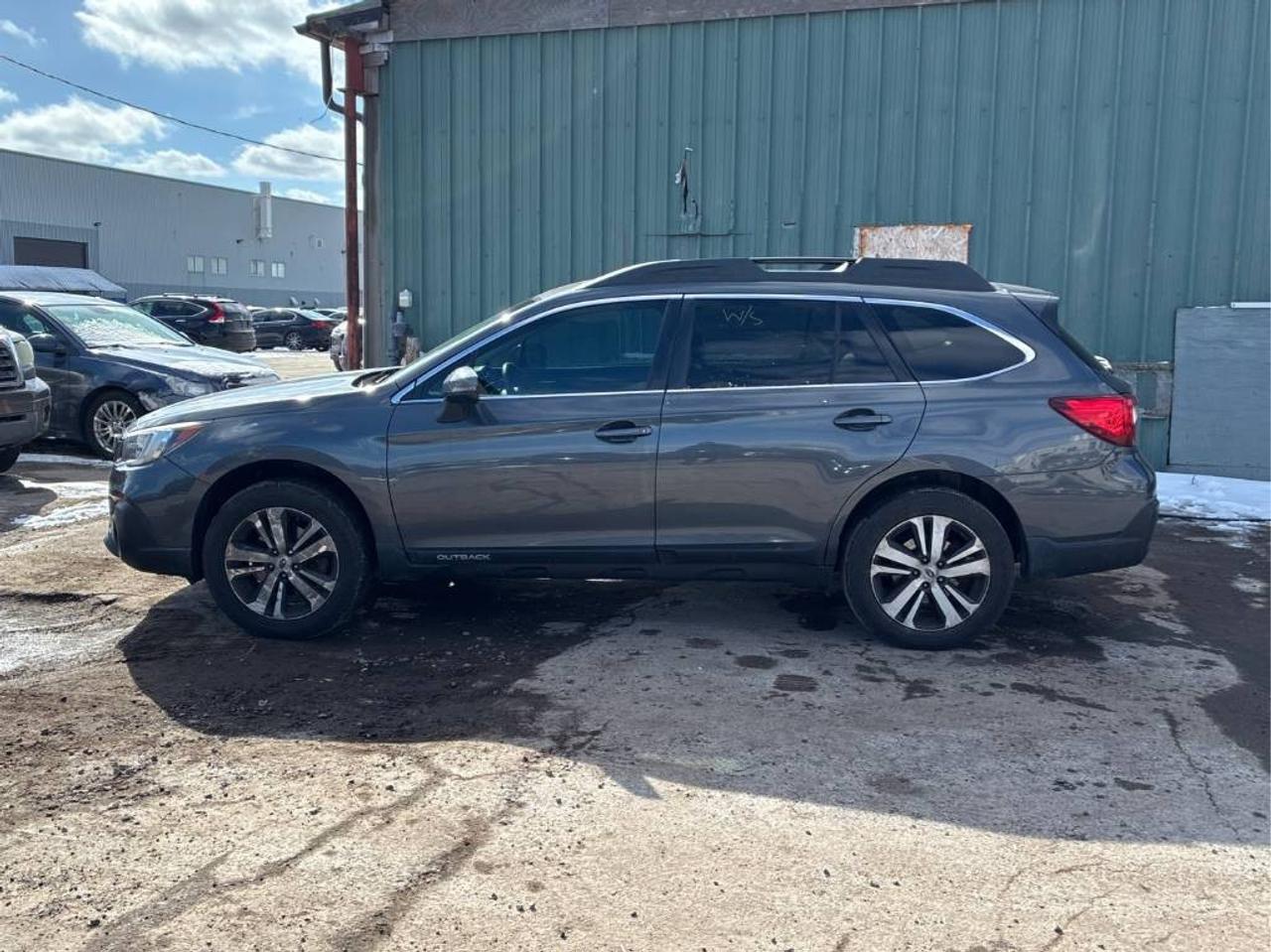 Used 2018 Subaru Outback 3.6R Limited 3.6R | Leather | Sunroof | HK Sound | Apple Car Play | Android Auto for sale in Waterloo, ON