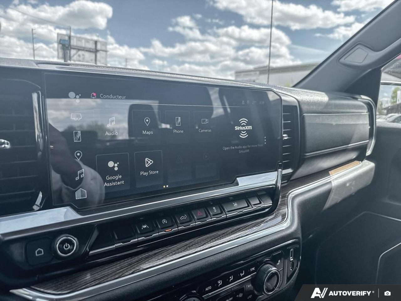 2023 Chevrolet Silverado 1500 RST / NO ACCIDENTS / 4WD / HTD SEATS / Photo