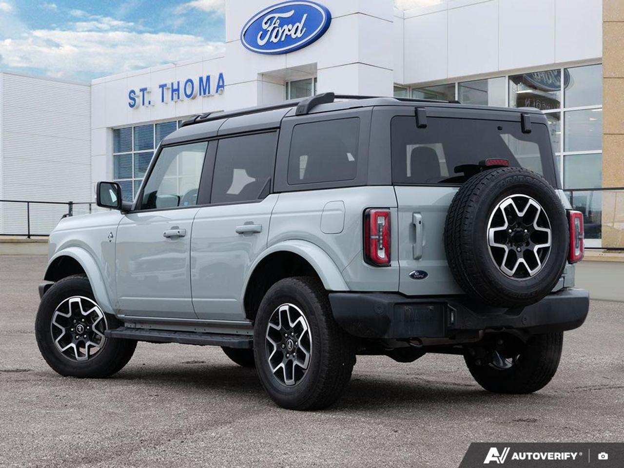 2024 Ford Bronco Outer Banks Photo