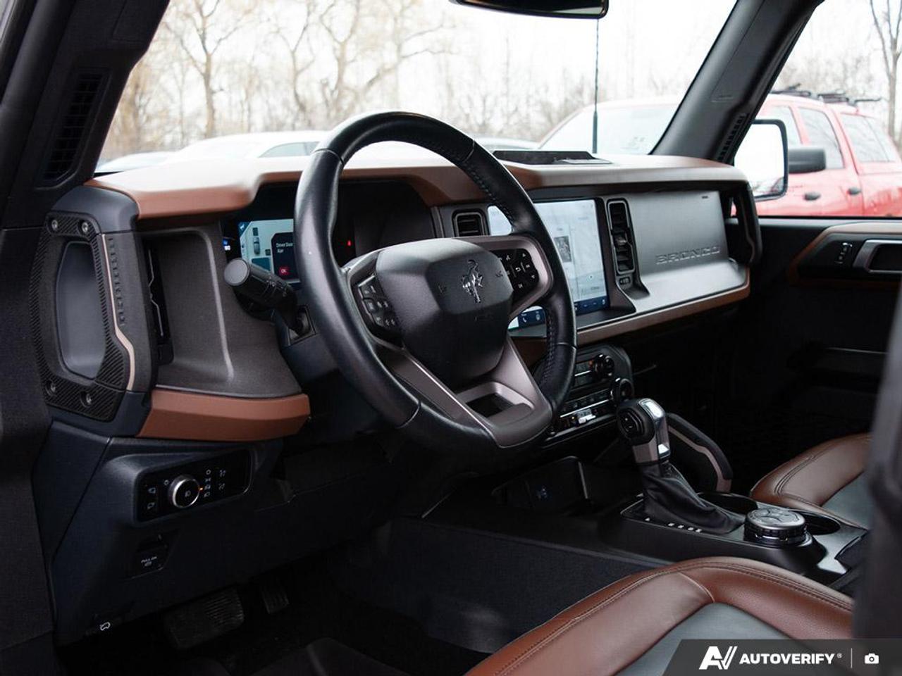 2024 Ford Bronco Outer Banks Photo