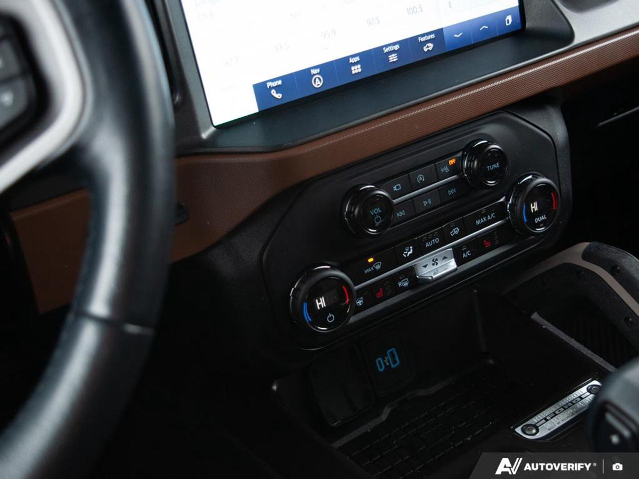 2024 Ford Bronco Outer Banks Photo