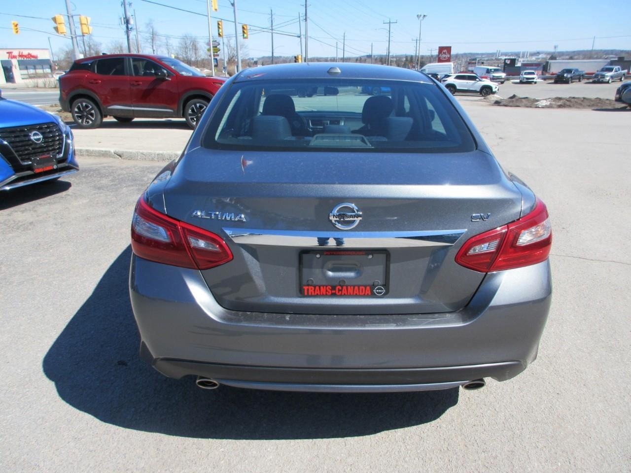 2018 Nissan Altima  Photo3
