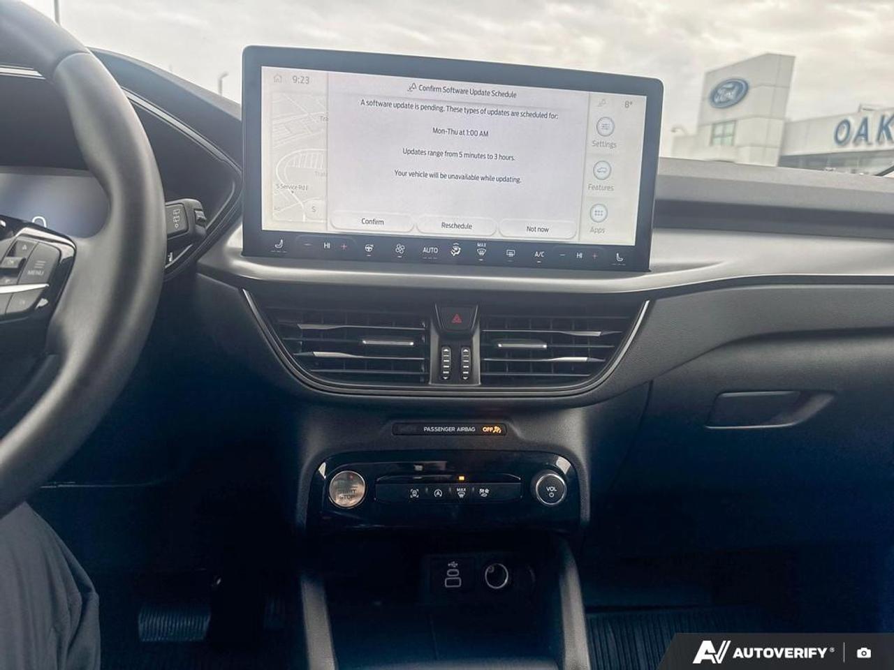 2024 Ford Escape Active 200A|TECH 1 PK|COLD WEATHER PK|DEMO Photo