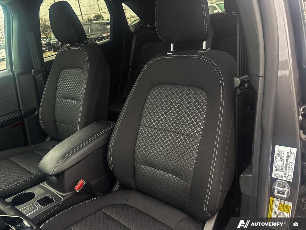 2024 Ford Escape Active 200A|TECH 1 PK|COLD WEATHER PK|DEMO Photo