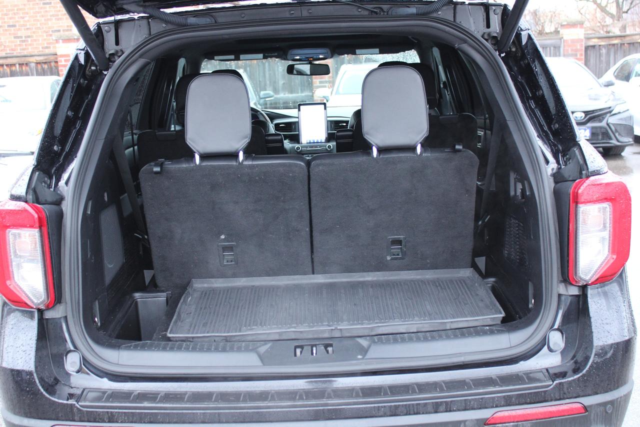 2020 Ford Explorer ST 4WD Photo