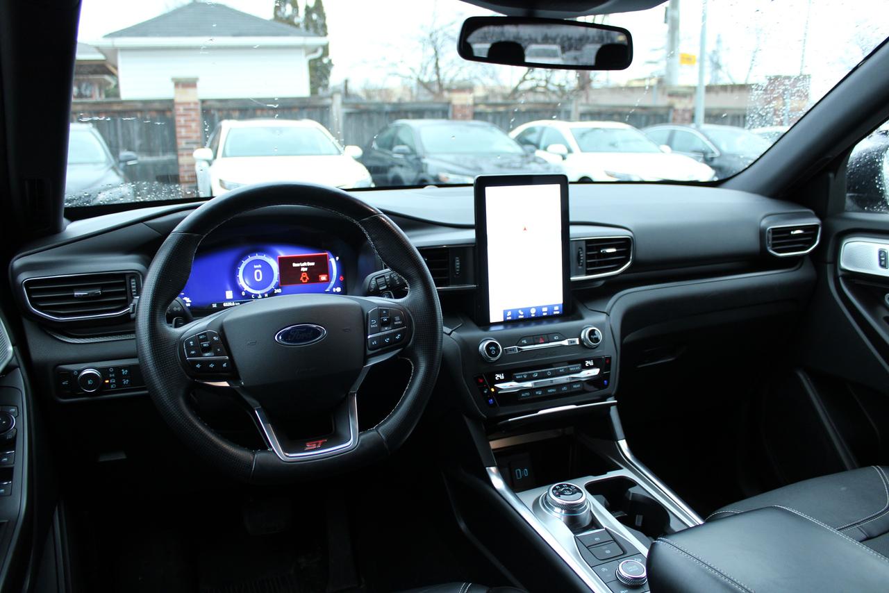 2020 Ford Explorer ST 4WD Photo