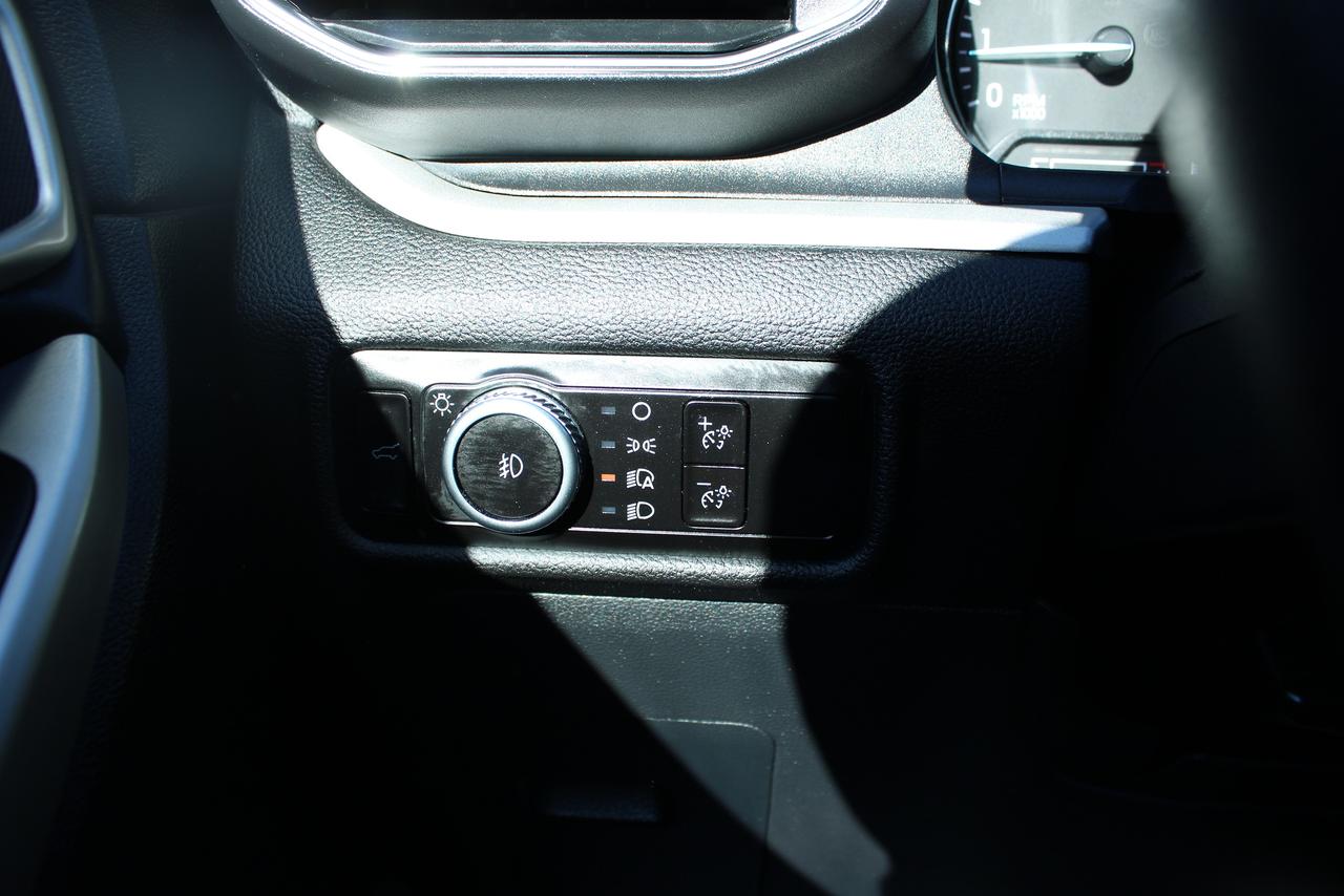 2023 Ford Explorer XLT 4WD Photo