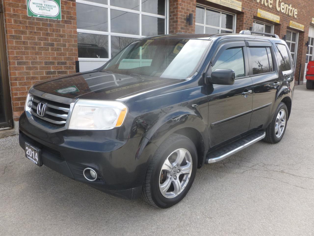 <p>New arrival, local trade from franchise dealer in good condition, accident free with good service history. timing belt, water pump, tensioners, etc., fully loaded ,with AWD, leather heated seats, sunroof, alloy wheels, power rear hatch and more. LUBRICO WARRANTY AVAILABLE</p>