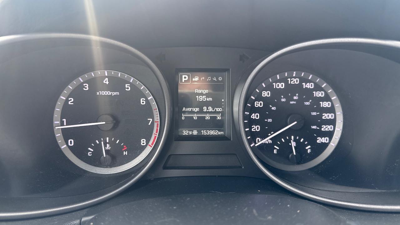 2017 Hyundai Santa Fe Sport Luxury Photo