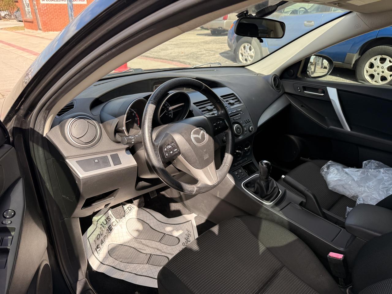 2012 Mazda MAZDA3 4dr HB Sport Man GS *Ltd Avail* Photo