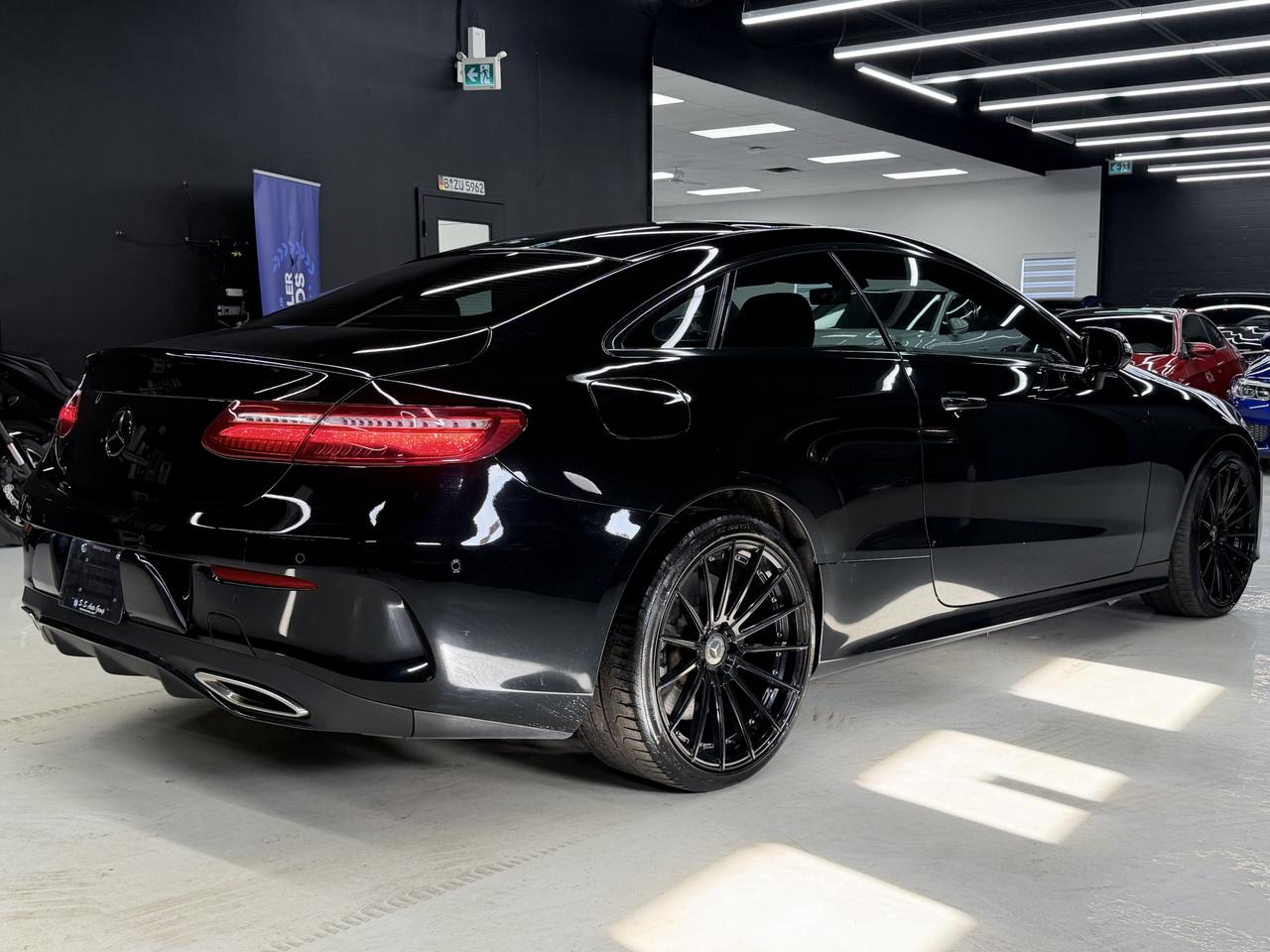 2018 Mercedes-Benz E400 4MATIC AMG PKG|COUPE|NAV|BACKUP|BSM|SUNROOF| Photo