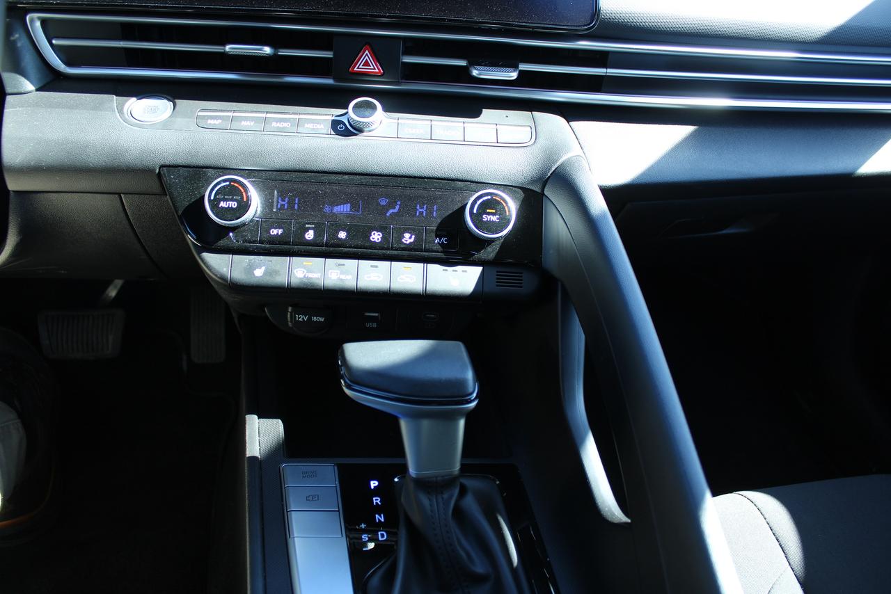 2025 Hyundai Elantra Preferred IVT w/Tech Pkg Photo