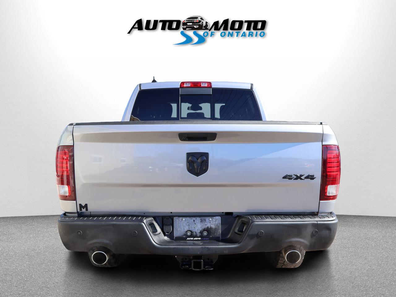 2021 RAM 1500 Classic WARLOCK HEMI 4WD CERTIFIED *1 OWNER*ACCIDENT FREE*DODGE MAINTAIN*  CAMERA BLUETOOTH HEATED SEATS/STEERING CRUISE ALLOYS Photo