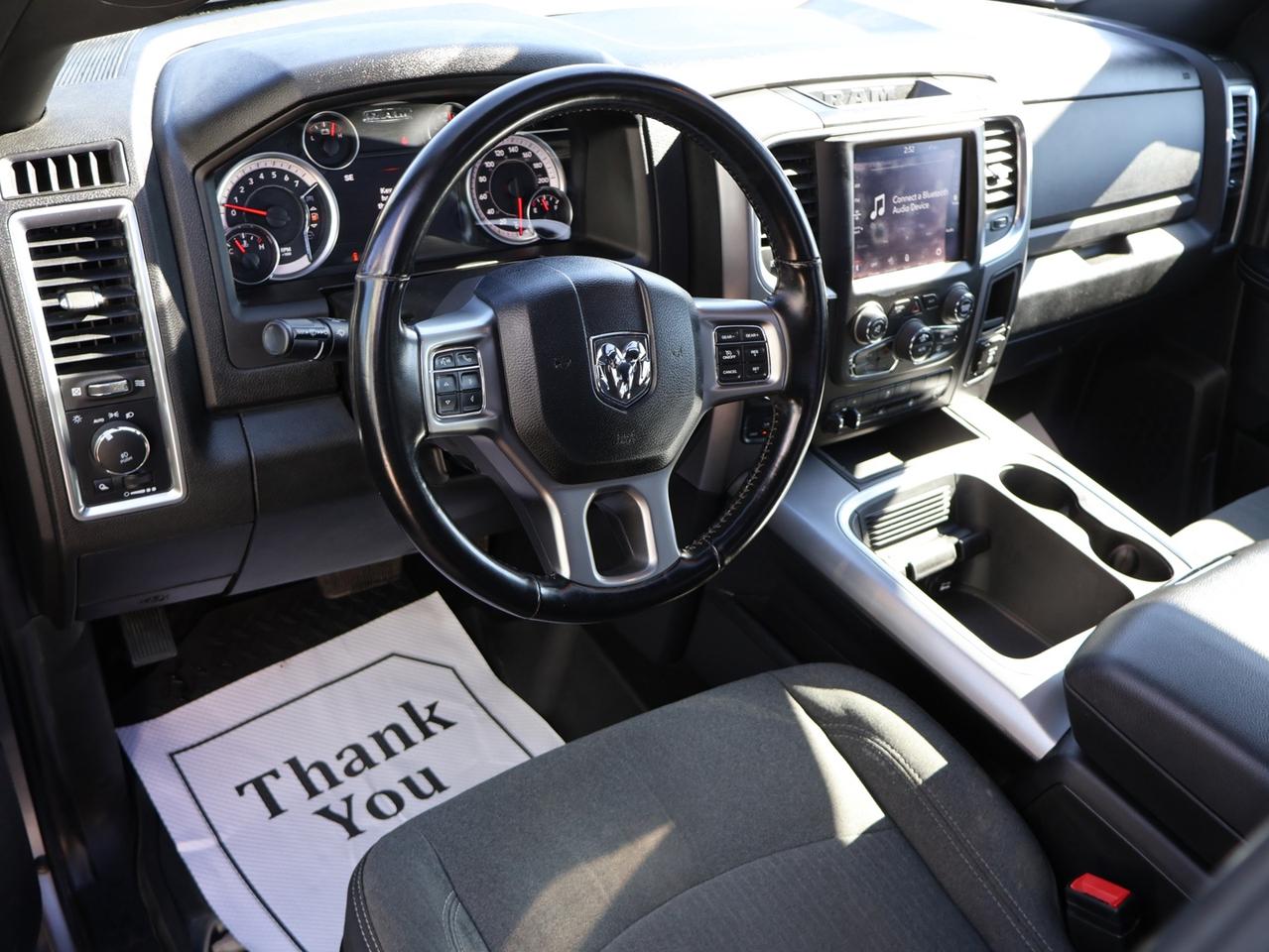 2021 RAM 1500 Classic WARLOCK HEMI 4WD CERTIFIED *1 OWNER*ACCIDENT FREE*DODGE MAINTAIN*  CAMERA BLUETOOTH HEATED SEATS/STEERING CRUISE ALLOYS Photo