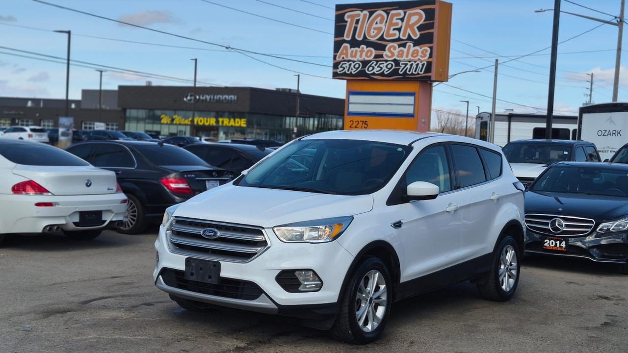 2017 Ford Escape SE, ALLOYS, 4X4, LOW KMS, ONLY 42,000KMS, CERT - Photo #1