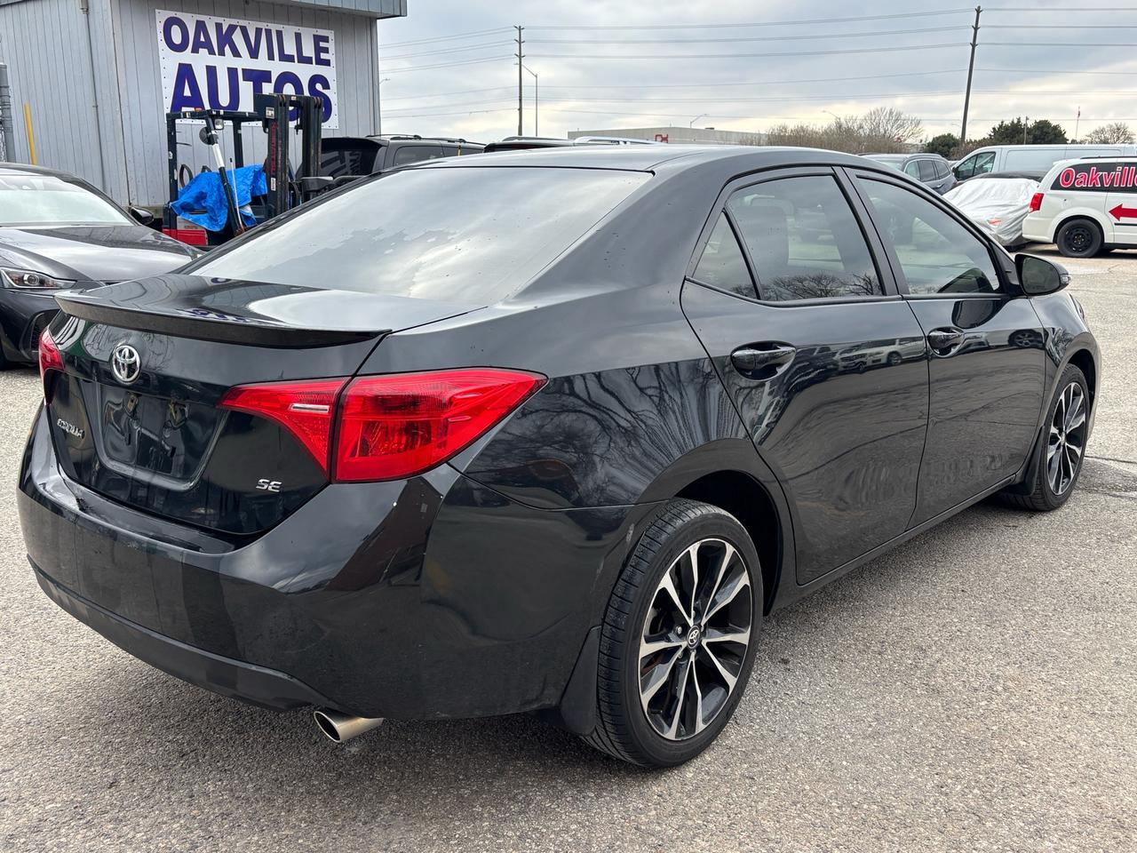 2019 Toyota Corolla SE Leather, Sunroof Photo