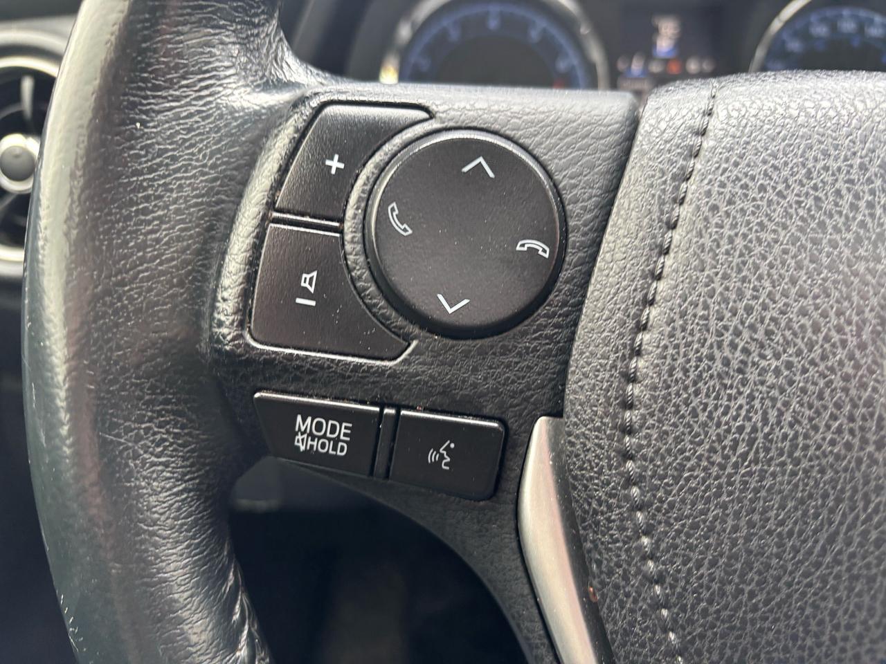 2019 Toyota Corolla SE Leather, Sunroof Photo