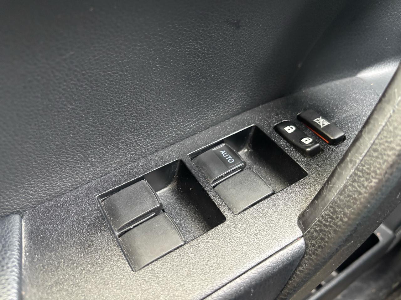 2019 Toyota Corolla SE Leather, Sunroof Photo