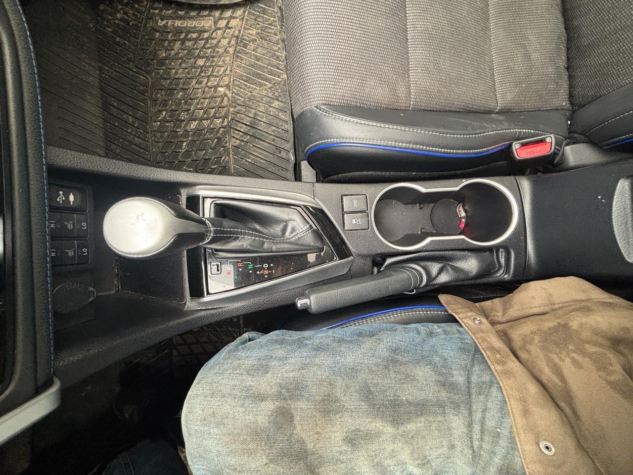 2019 Toyota Corolla SE Leather, Sunroof Photo