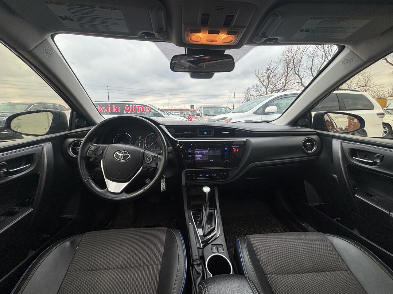2019 Toyota Corolla SE Leather, Sunroof Photo