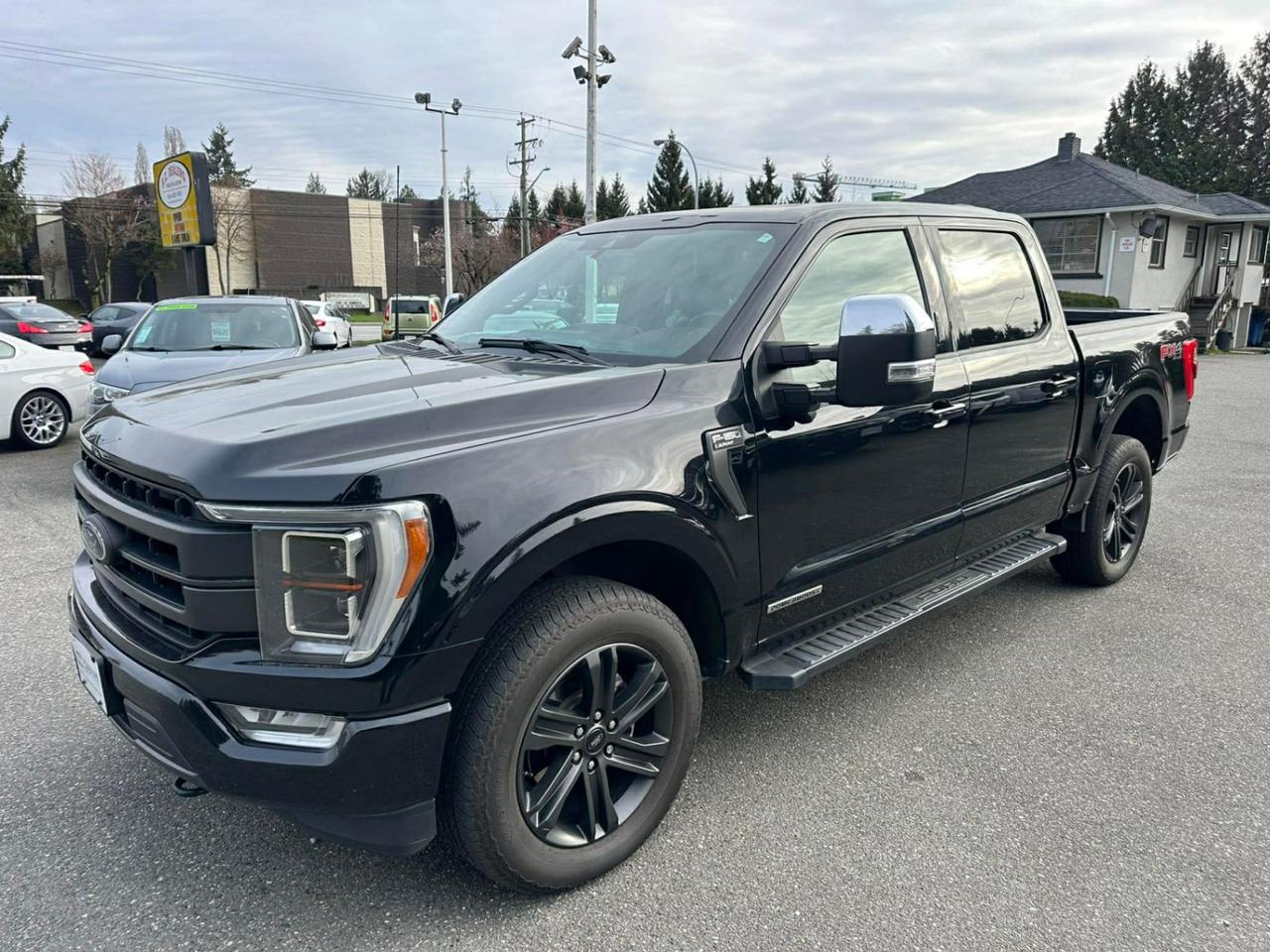 Used 2021 Ford F-150 XL 4WD SuperCrew 5.5' Box for sale in Surrey, BC