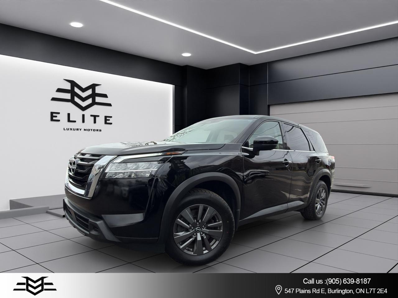 2022 Nissan Pathfinder S 4WD - Blind Spot Monitor - Reverse Camera !! Photo2