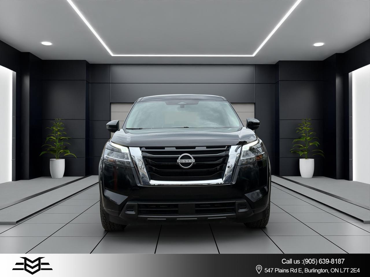 2022 Nissan Pathfinder S 4WD - Blind Spot Monitor - Reverse Camera !! Photo