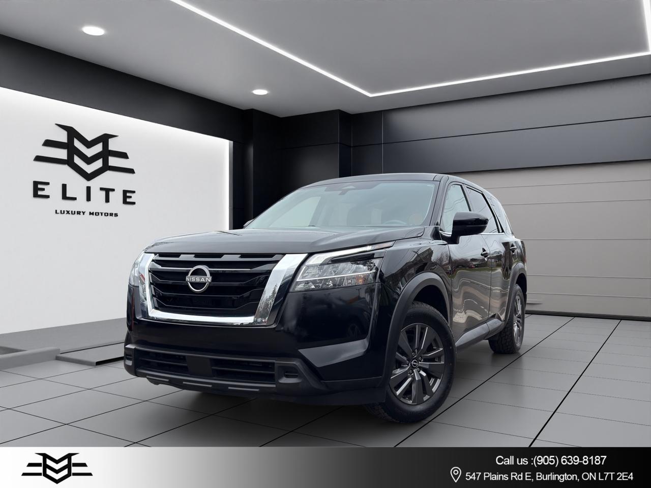 2022 Nissan Pathfinder S 4WD - Blind Spot Monitor - Reverse Camera !! Photo