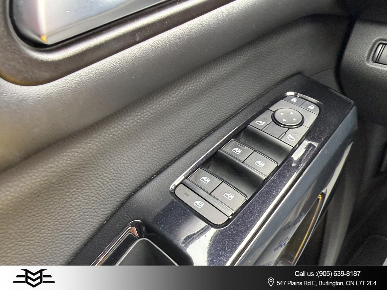 2022 Nissan Pathfinder S 4WD - Blind Spot Monitor - Reverse Camera !! Photo