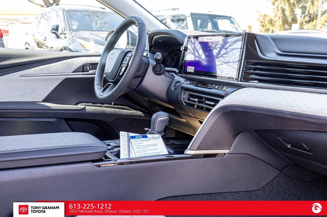 2026 Toyota Camry XLE Photo