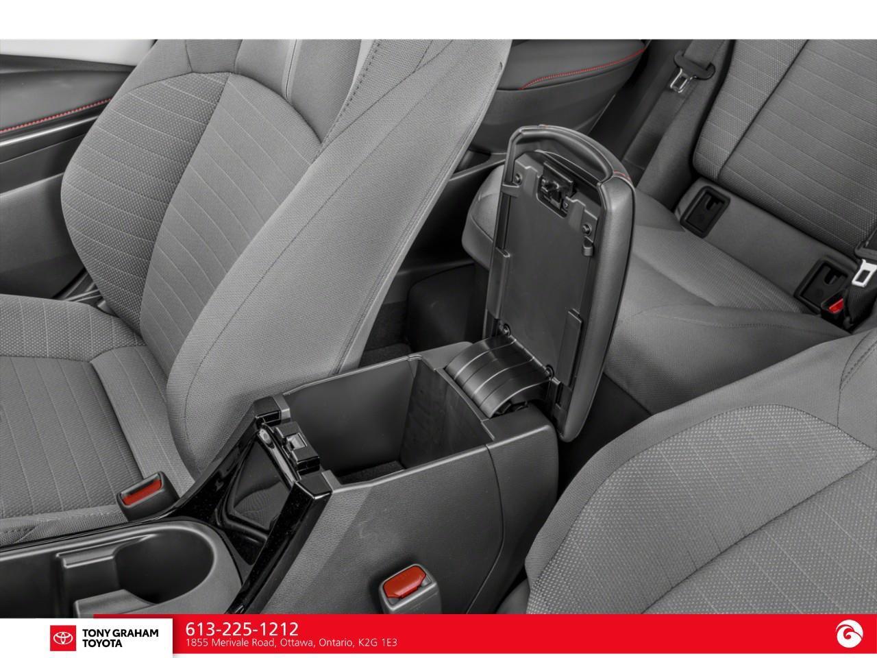 2026 Toyota Corolla Hybrid SE Photo