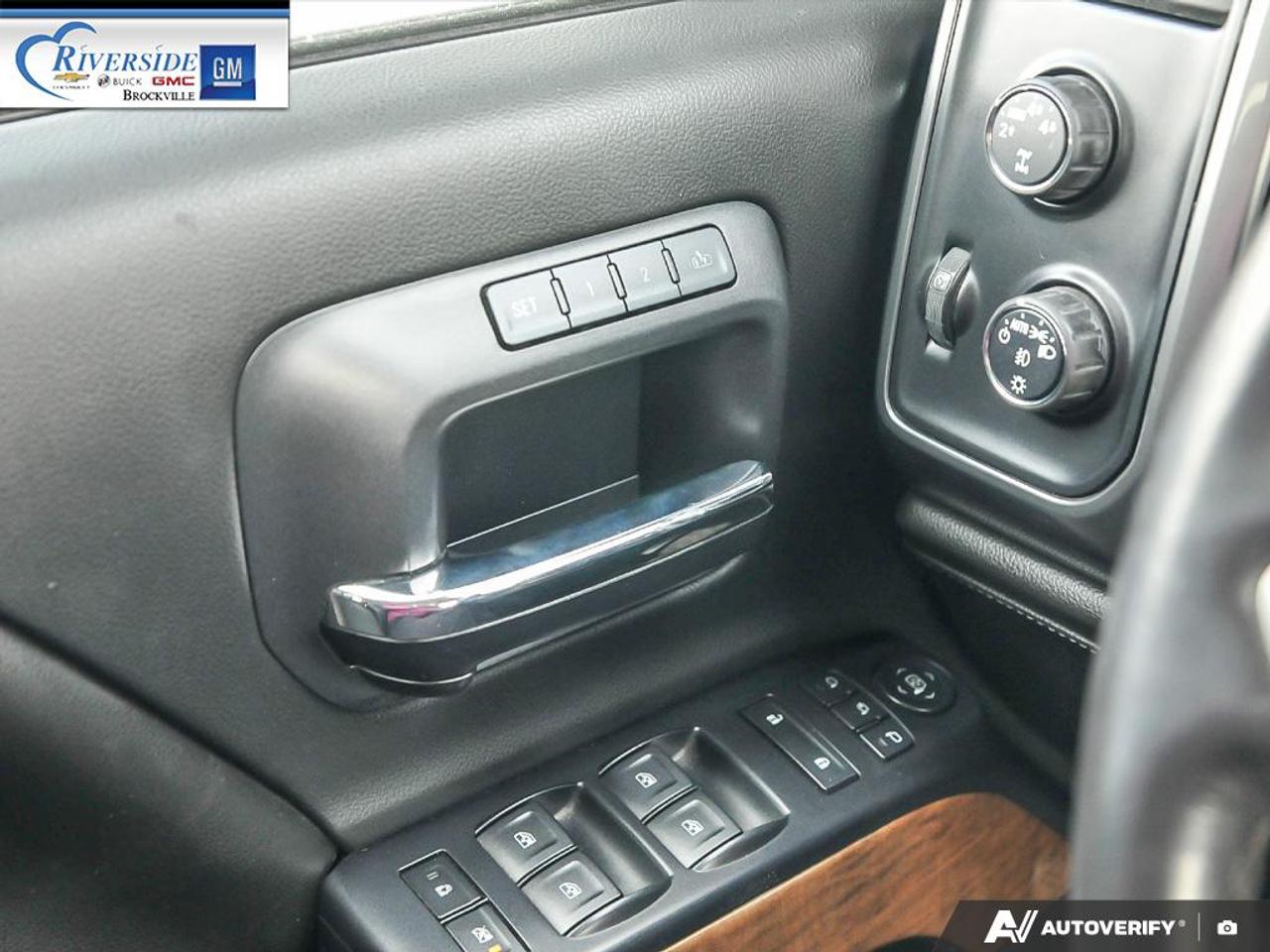 2015 Chevrolet Silverado 1500 2LZ Photo