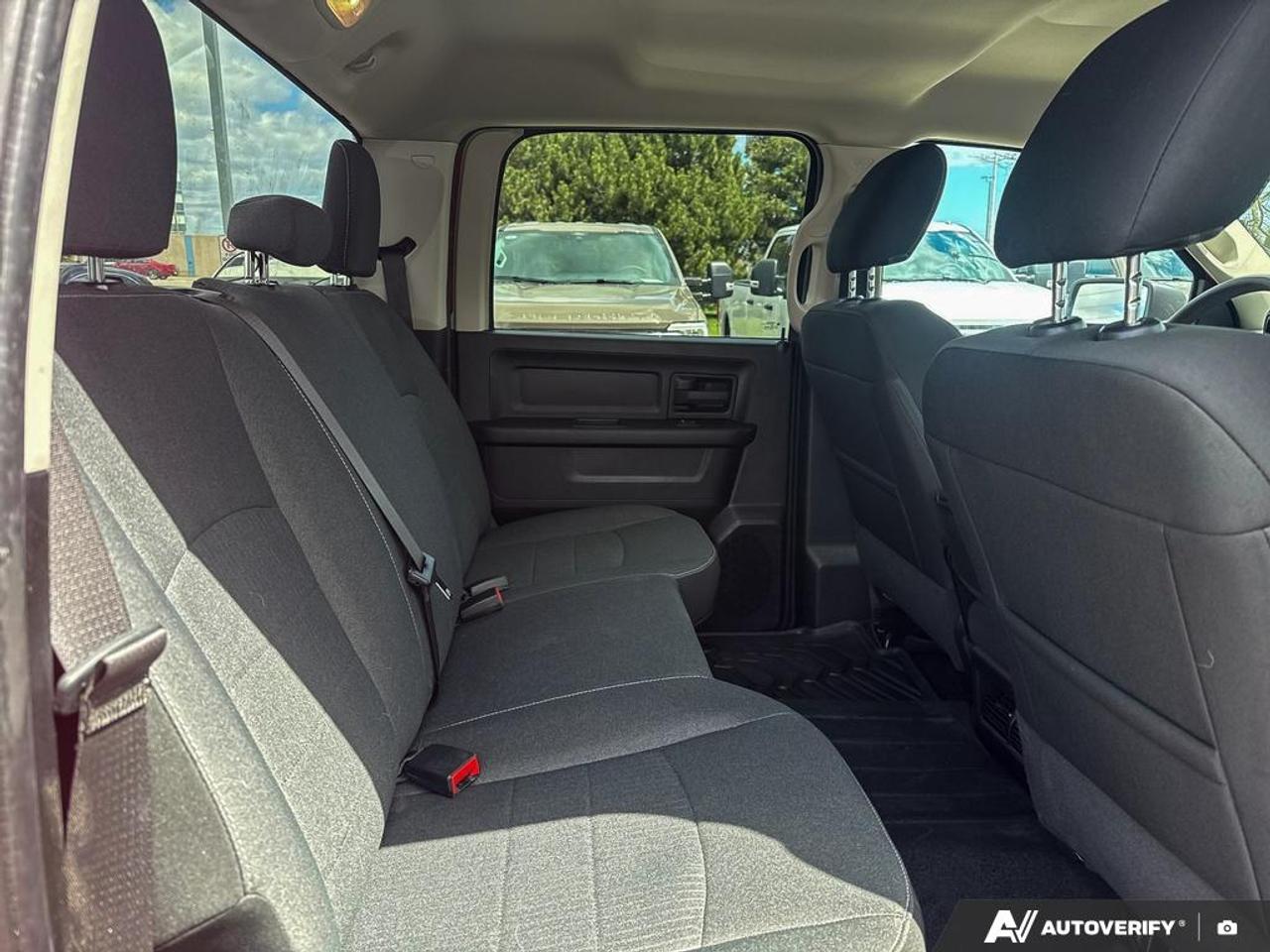 2021 RAM 1500 Classic Tradesman 29J|NIGHT ED|WHEEL/SOUND GRP|1 OWNER|NO ACCIDENTS Photo