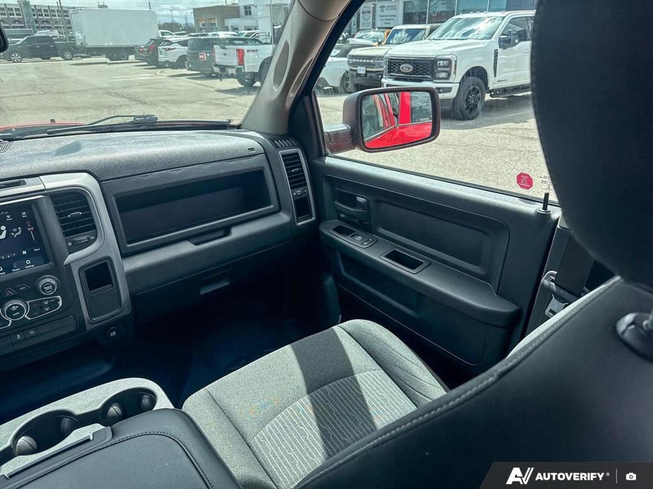 2021 RAM 1500 Classic Tradesman 29J|NIGHT ED|WHEEL/SOUND GRP|1 OWNER|NO ACCIDENTS Photo