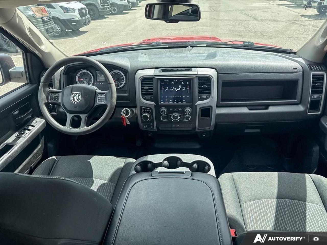 2021 RAM 1500 Classic Tradesman 29J|NIGHT ED|WHEEL/SOUND GRP|1 OWNER|NO ACCIDENTS Photo
