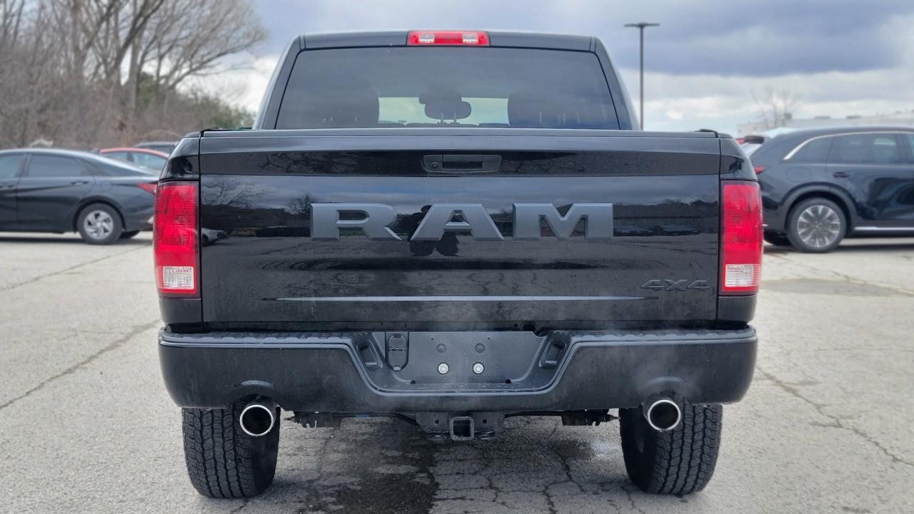 2021 RAM 1500 Classic TRADESMAN Photo