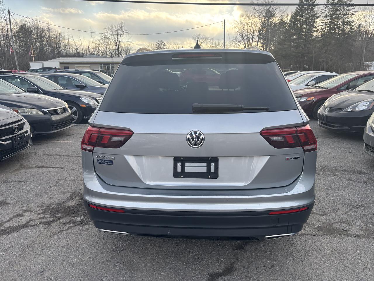 2021 Volkswagen Tiguan COMFORTLINE Photo4