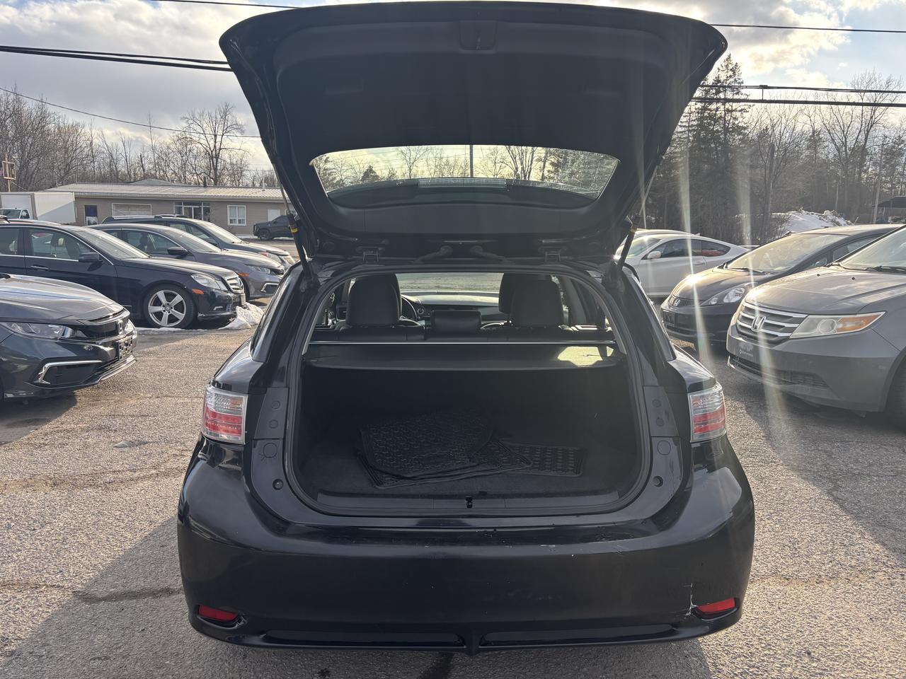 2011 Lexus CT 200h  Photo