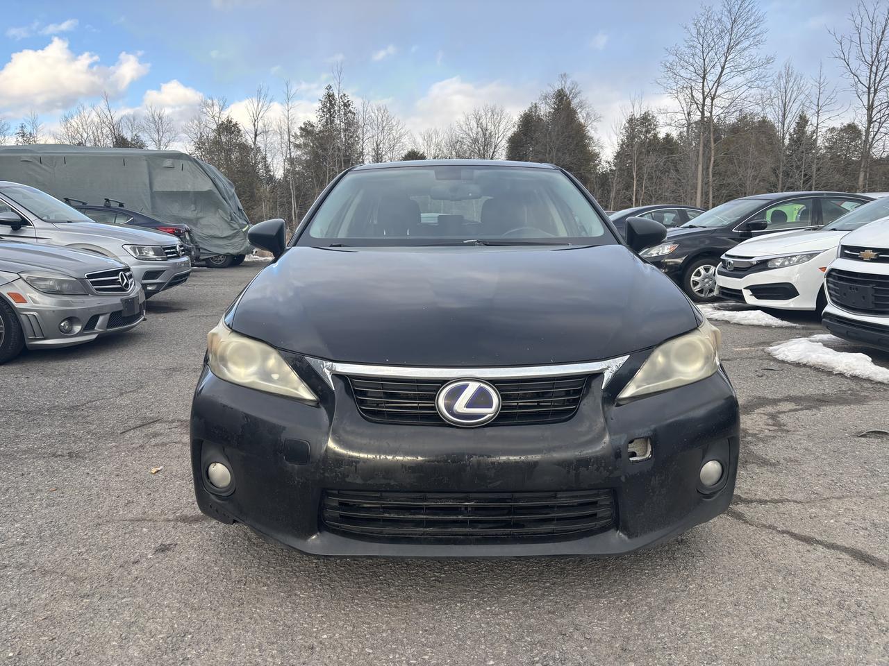 2011 Lexus CT 200h  Photo1