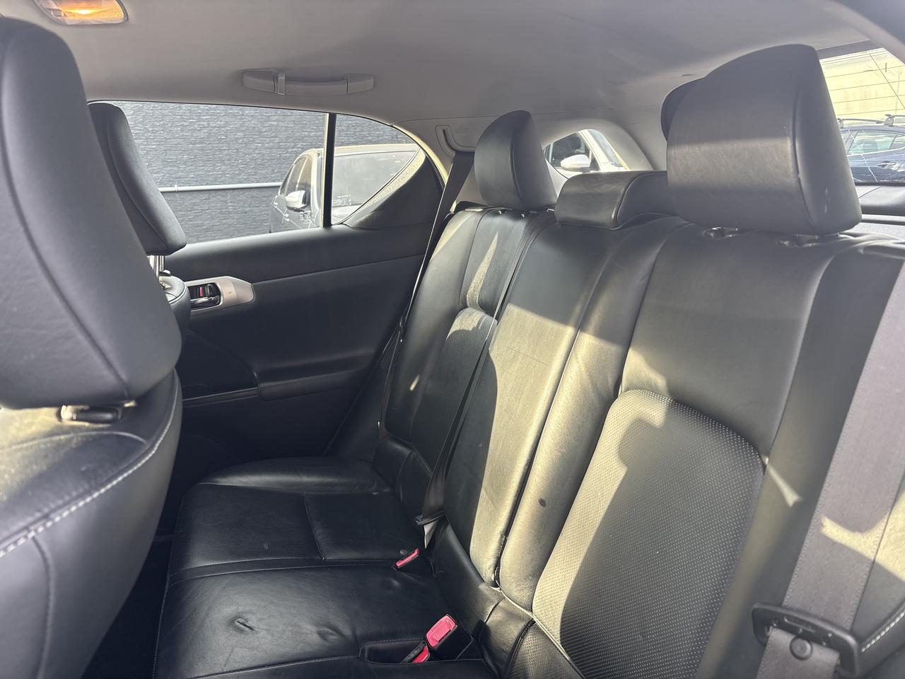 2011 Lexus CT 200h  Photo