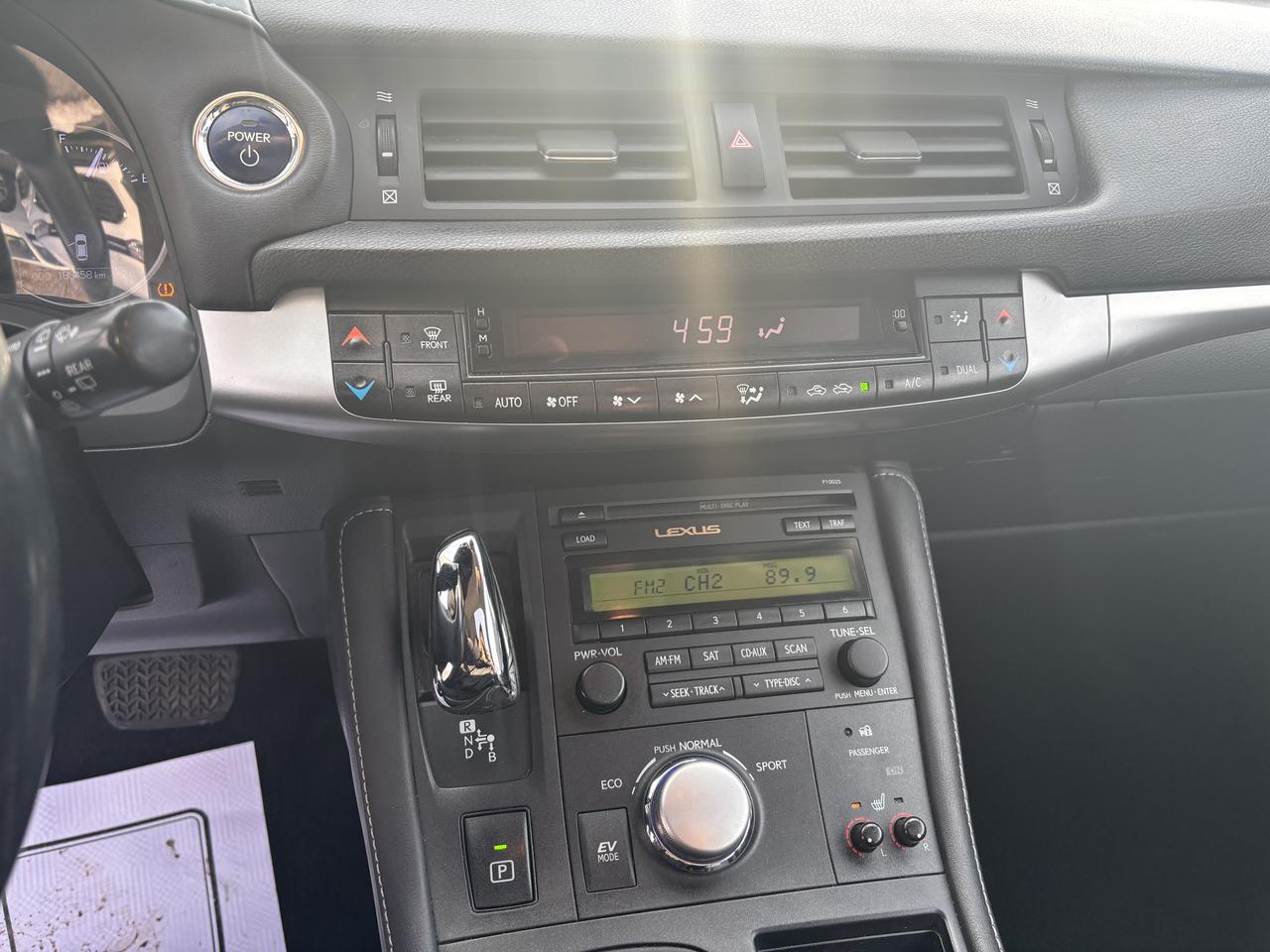 2011 Lexus CT 200h  Photo