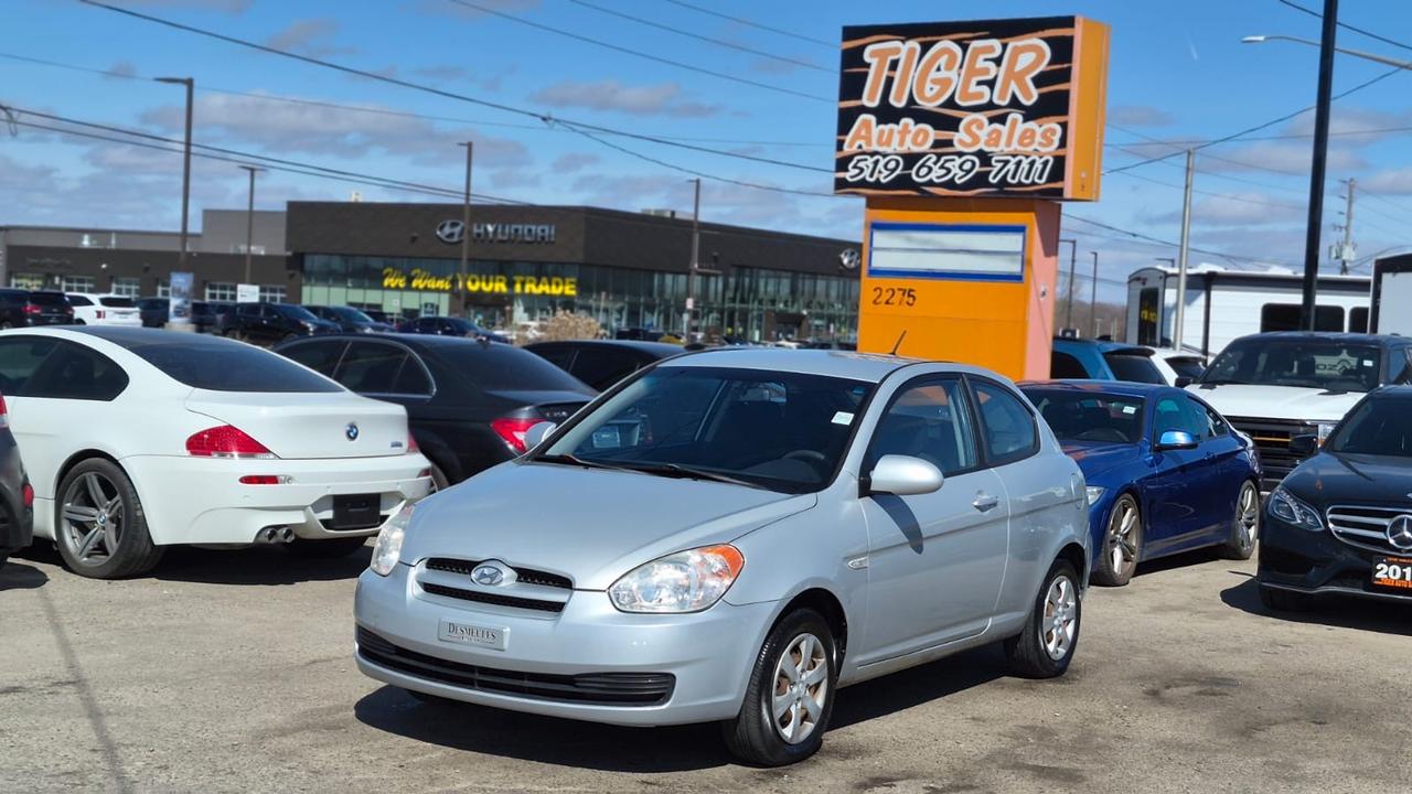 2009 Hyundai Accent L, AUTO, HATCH, ONLY 70,000KM, GAS SAVER, CERT - Photo #1