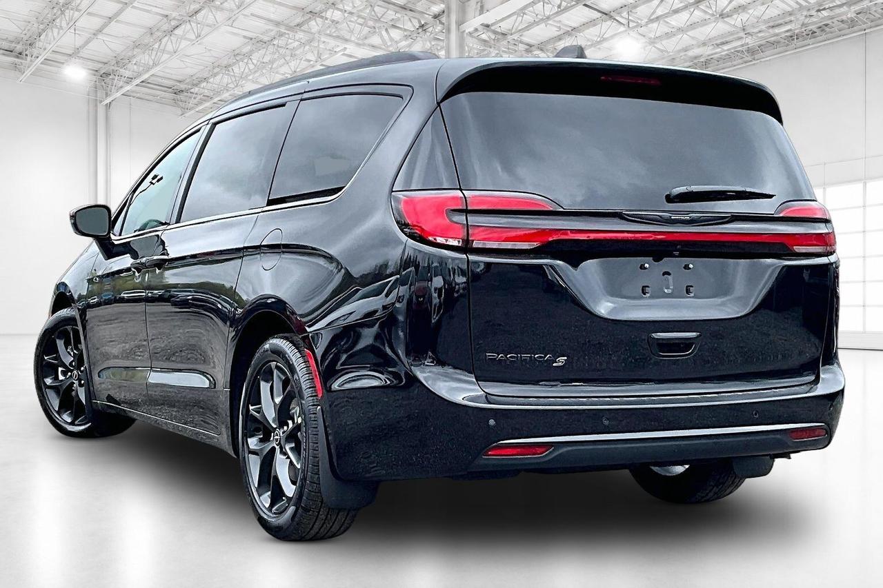 2026 Chrysler Pacifica SELECT | Leather | Sunroof | S App Pkg | Safety Photo