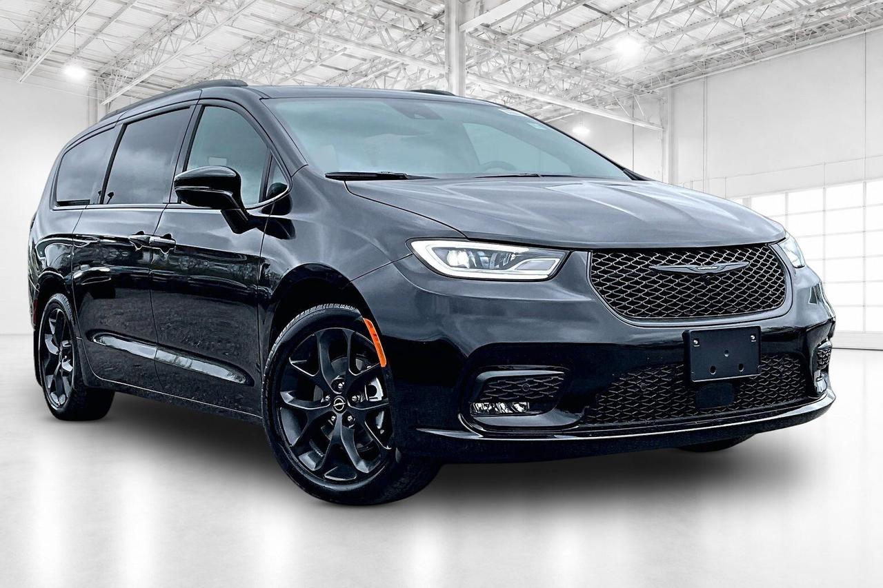 2026 Chrysler Pacifica SELECT | Leather | Sunroof | S App Pkg | Safety Photo