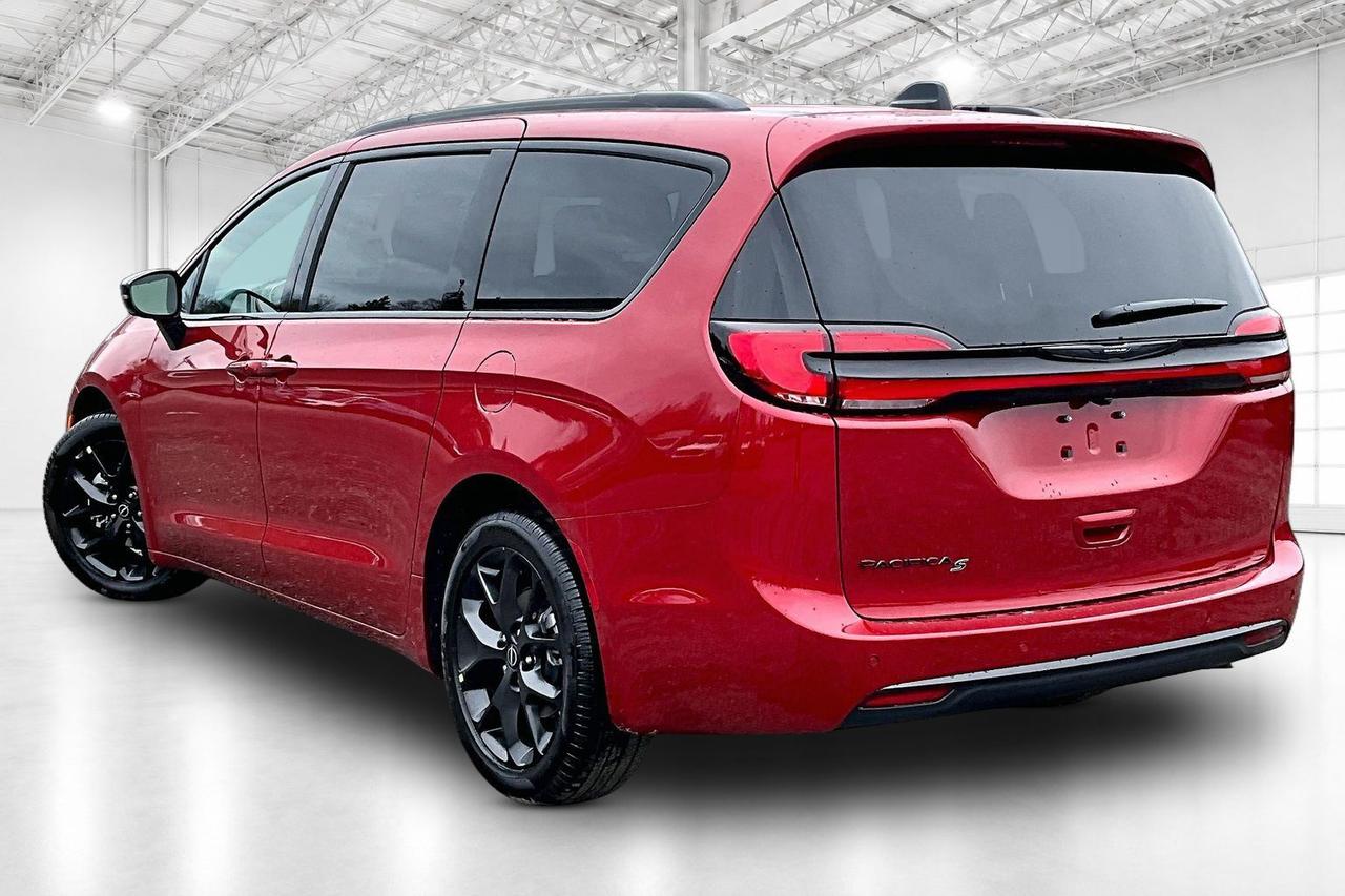 2026 Chrysler Pacifica SELECT FWD | Leather | S App Pkg | Safety Sphere Photo2