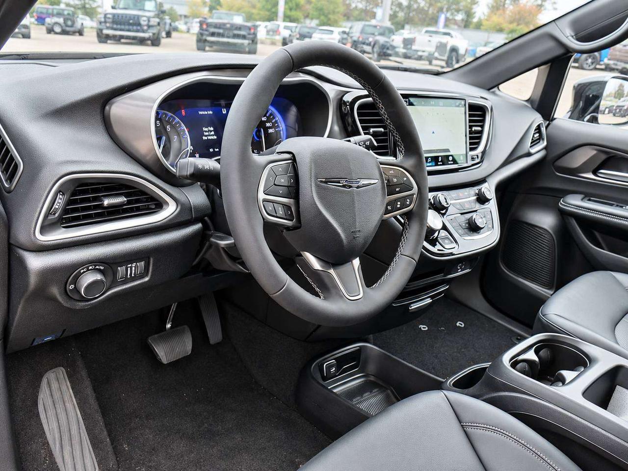 2026 Dodge Grand Caravan SXT Photo