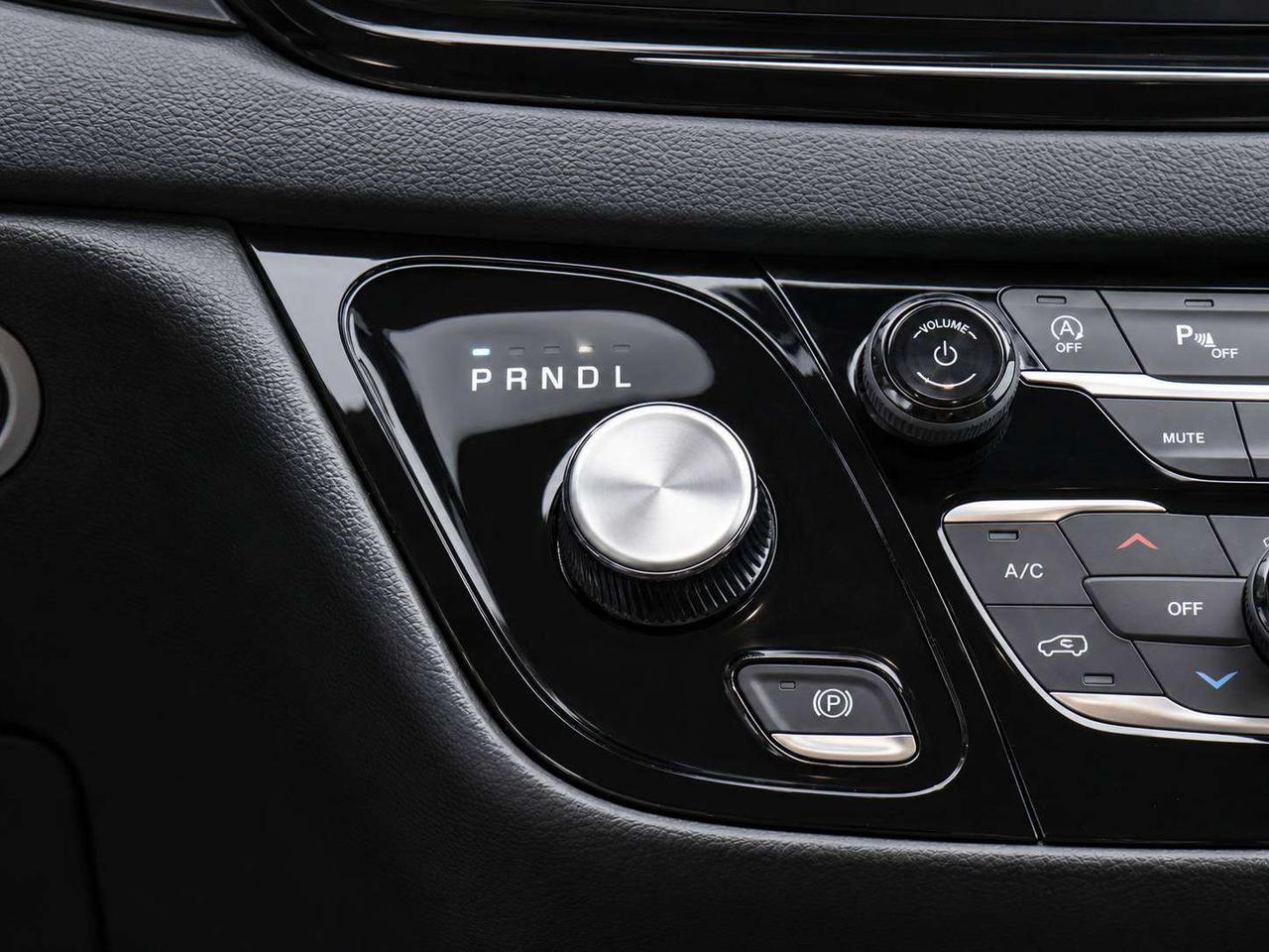 2026 Dodge Grand Caravan SXT Photo